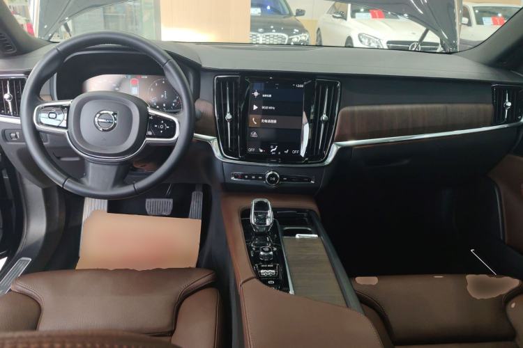 Used Volvo S90 2021 B5 Zhiyuan Luxury Edition
