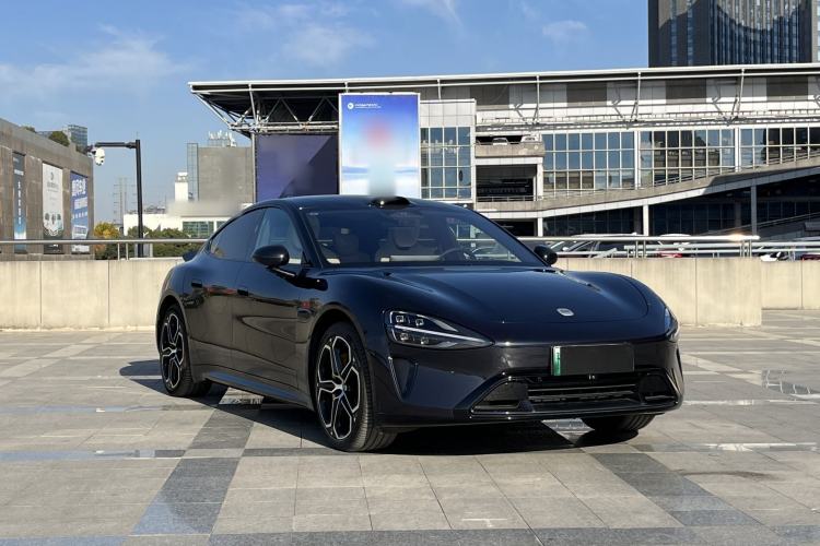 Used  SU7 2024 Rear-Drive Ultra-Long Range Advanced Pro-Level Intelligent Driving Version
