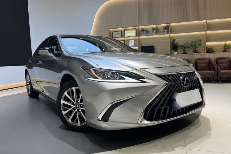 Used Lexus ES 2023 200 Excellence Edition