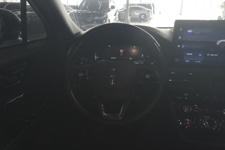 Used Lincoln Corsair 2022 Revised Version 2.0T Two-Wheel Drive Luxury Edition
