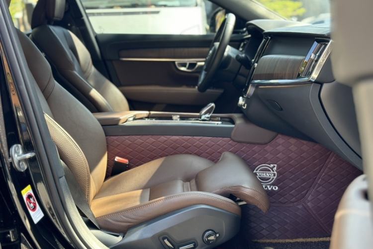 Used Volvo S90 2022 B5 Zhiyuan Luxury Edition
