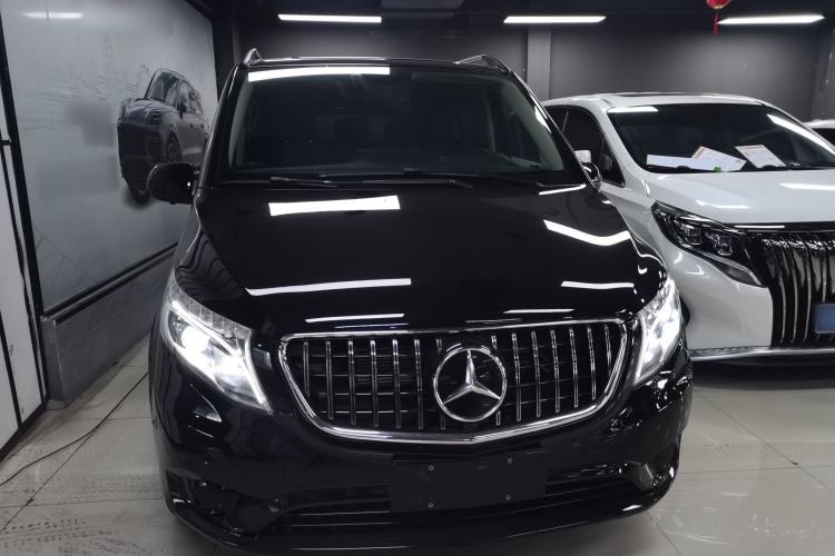 Used Mercedes-Benz Vito 2023 2.0T Elite Version 7 Seats
