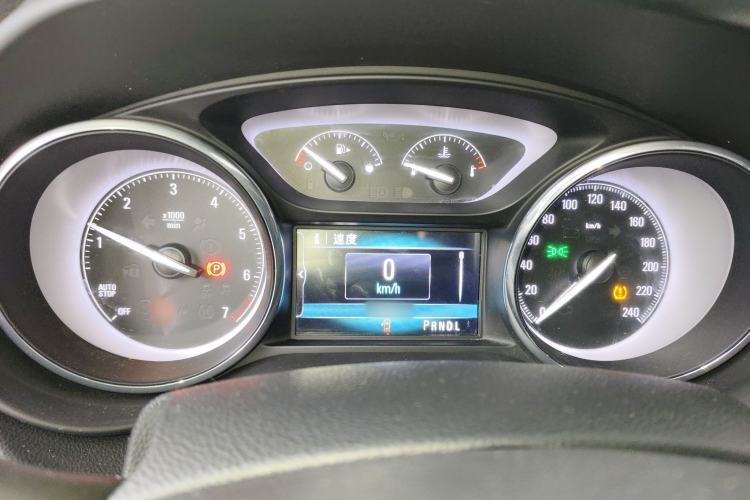 Used Buick Envision 2018 20T Two-Wheel-Drive Elite Model
