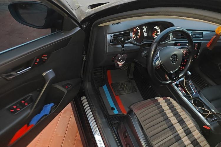 Used Volkswagen Passat 2017 330TSI DSG Luxury Edition
