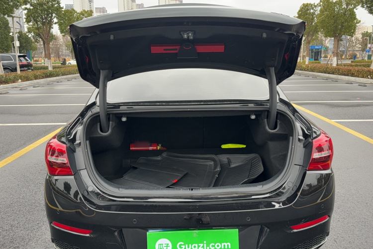 Used Hongqi H5 2022 Classic Model Facelift 1.8T Automatic Smart Connect Flagship Edition