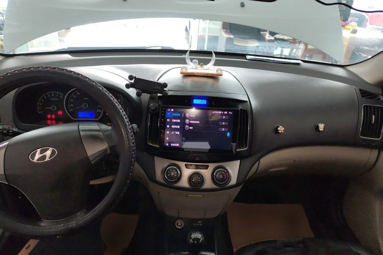 Used Hyundai Celesta 2015 1.6L Manual Comfort Model