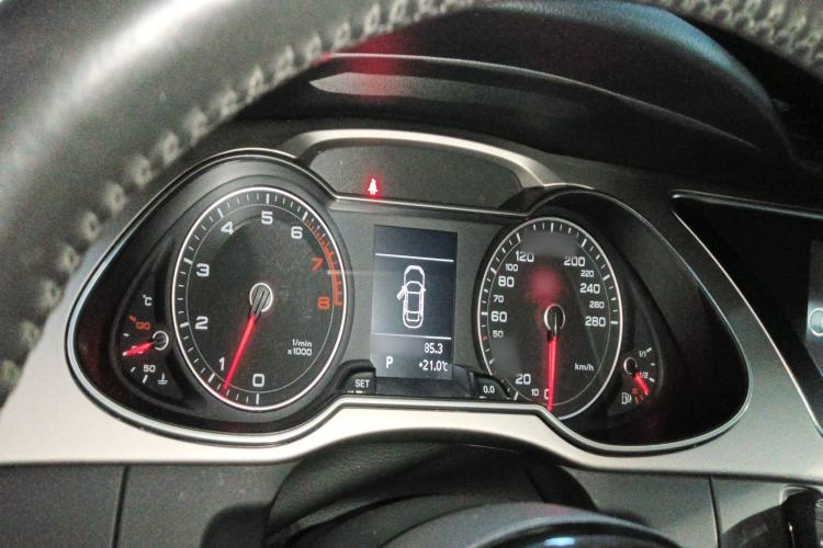 Used Audi A4L 2013 35 TFSI Automatic Comfort Model
