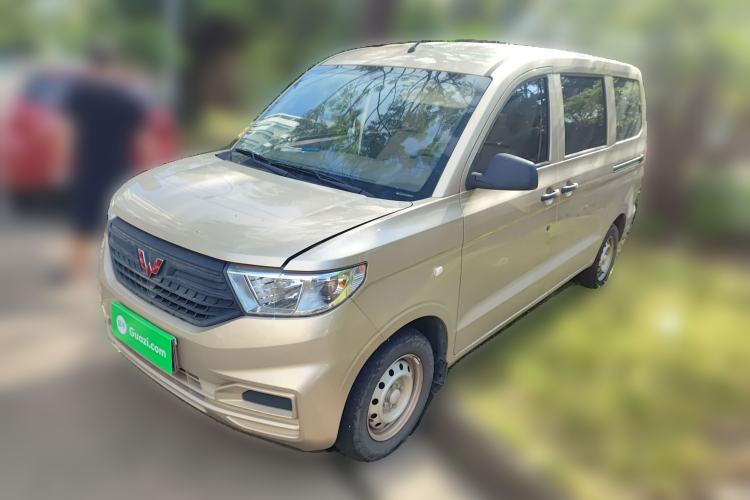 Used Wuling Hongguang V 2022 1.5L Jingqu Edition Electric-Assist LAR
