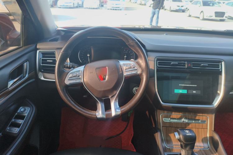 Used Roewe RX8 2018 30T Smart Connectivity All-Wheel Drive Supreme Edition