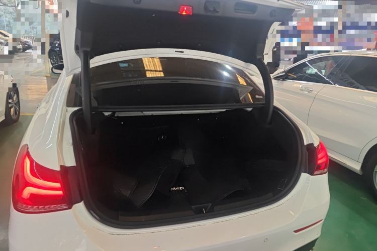 Used Mercedes-Benz A-Class 2021 A 200 L Sport Sedan Fashion Model
