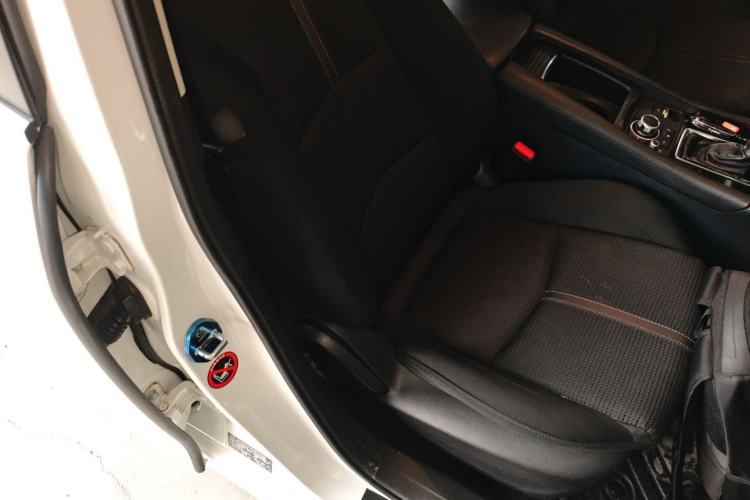 Used Mazda Mazda 3 Axela 2017 Sedan 1.5L Automatic Luxury Model Emission Standard China V
