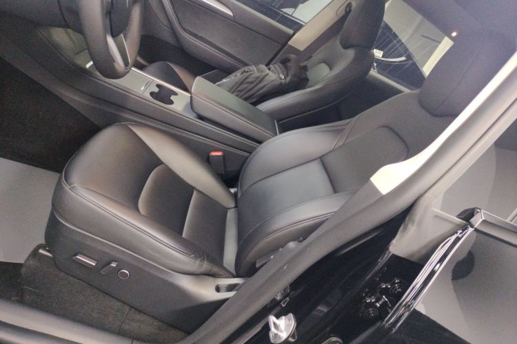 Used Tesla Model Y 2024 Rear-Wheel-Drive Version