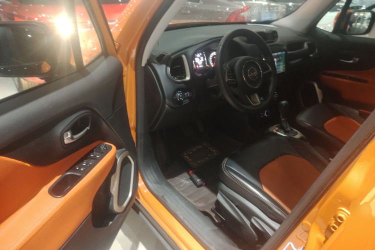 Used  Renegade 2017 180T Automatic High-Energy Version
