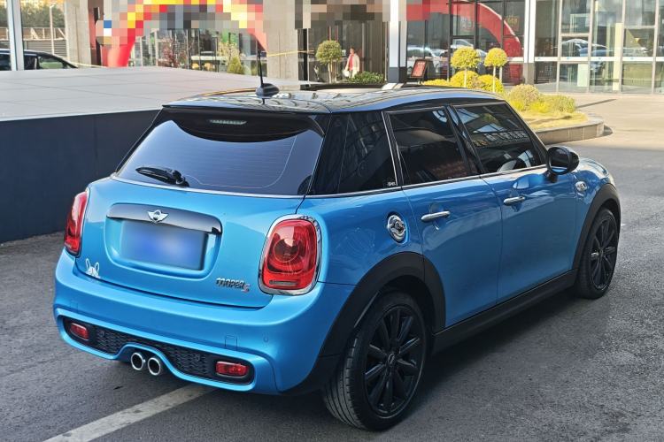 Used  MINI 2016 2.0T COOPER S Pioneer Edition Five-Door Model
