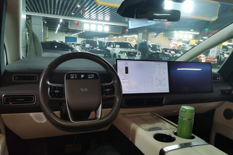 Used Li Auto MEGA 2024 Ultra Model