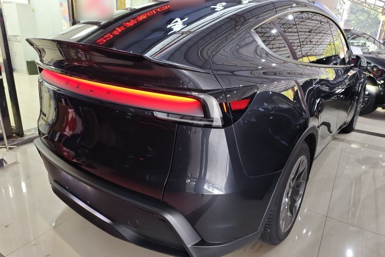 Used Tesla Model Y L 2025 Model Long-Range All-Wheel-Drive Version