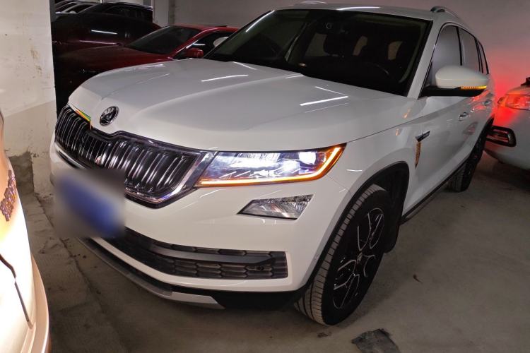 Used Skoda Kodiaq 2019 Facelifted TSI380 7-Seater All-Wheel-Drive Flagship Version China VI Standard