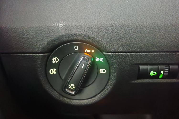 Used Skoda Octavia 2020 1.5L Automatic SmartDrive Luxury Edition
