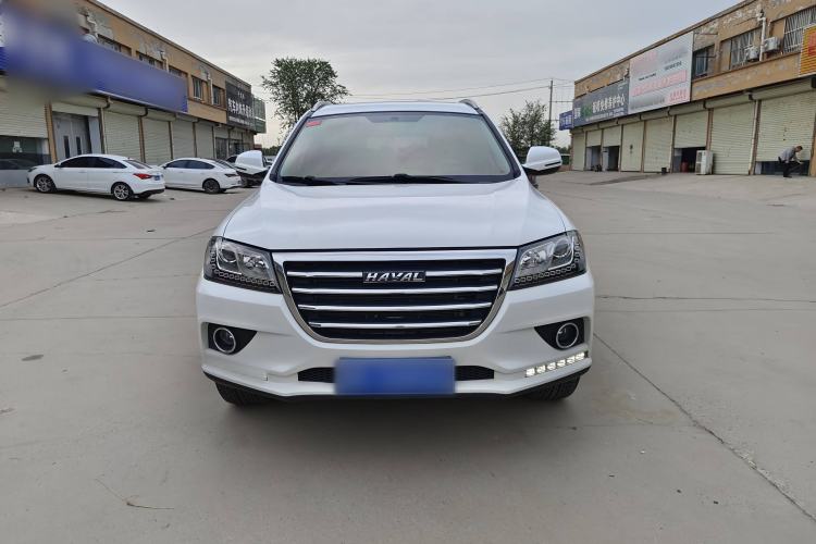 Used Haval H2 2018 Chuanxiang Edition 1.5T Dual-Clutch Two-Wheel Drive Fashion Model China V Standard
