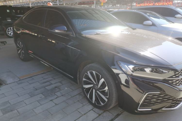 Used Volkswagen Passat 2022 330TSI Starry Luxury Edition