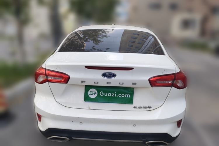 Used Ford Focus 2021 Sedan 1.5L Automatic Sharp Edition
