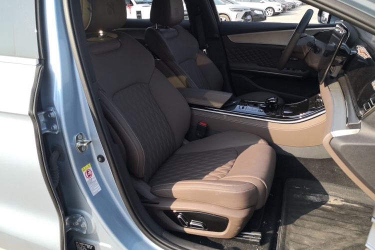 Used BYD Han 2023 EV Champion Edition 605KM Front-Drive Premium Model
