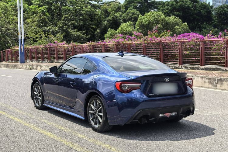 Used Toyota 86 2017 2.0L Manual Luxury Edition
