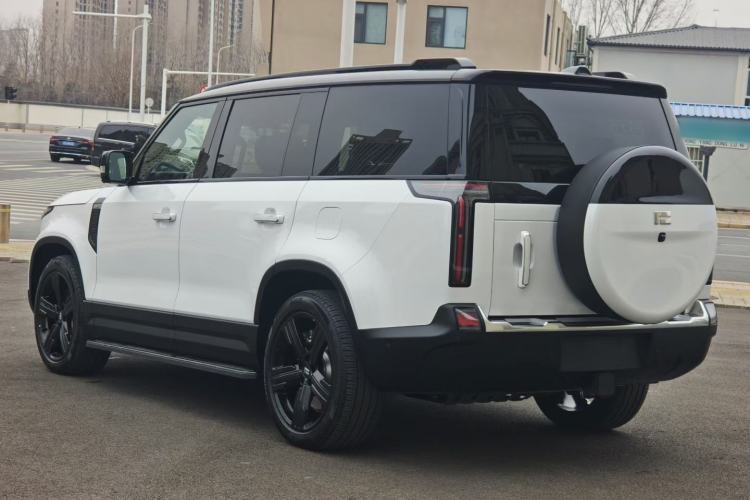 Used  01 2023 All-Purpose 7-Seater Version