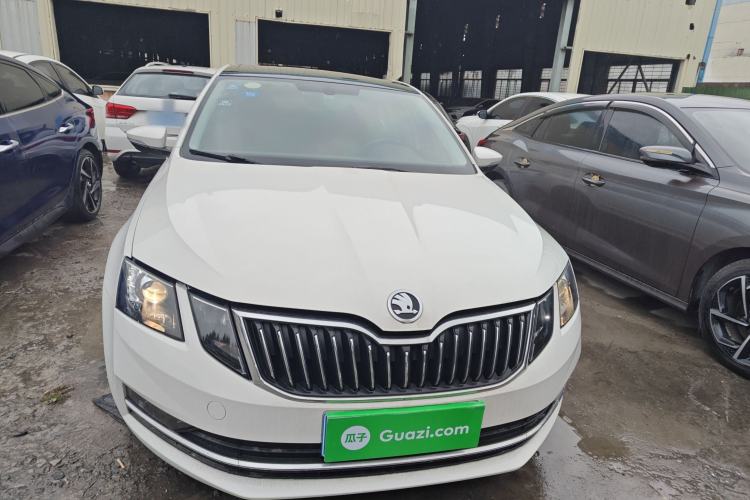 Used Skoda Octavia 2018 TSI230 DSG Luxury Edition
