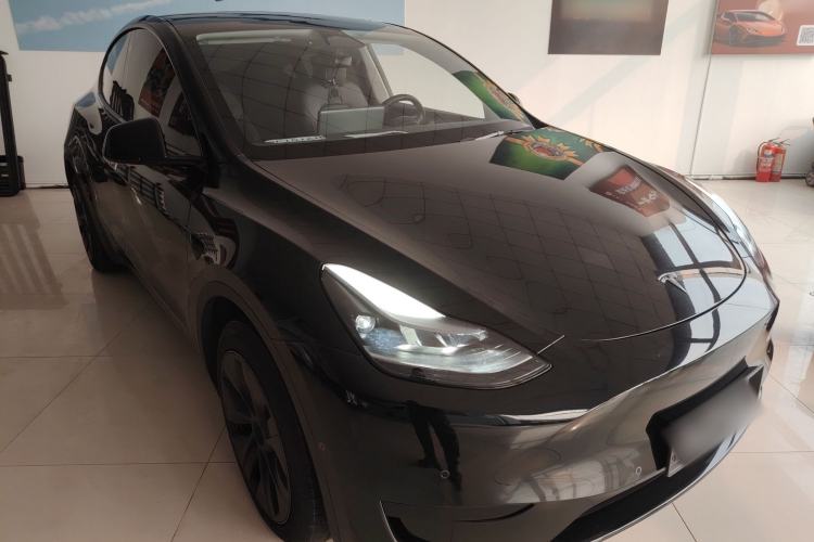 Used Tesla Model Y 2023 Rear-Wheel-Drive Version
