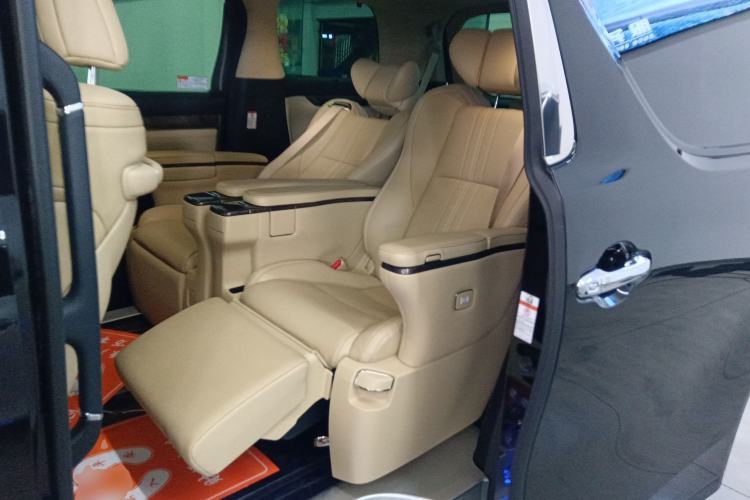 Used Toyota Vellfire 2021 Crown Dual-Engine 2.5L HV Prestige Edition