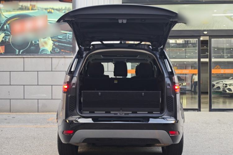 Used Land Rover Discovery 2021 360 PS R-Dynamic S