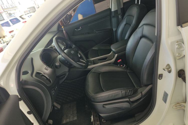 Used Kia Sportage R 2015 2.0L Automatic Two-Wheel Drive DLX Model