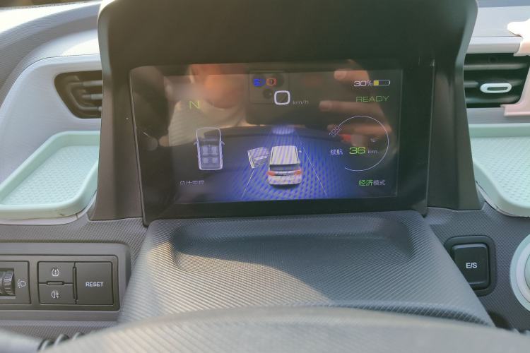 Used Wuling Hongguang MINIEV 2021 Macaron Fashion Model Lithium Iron Phosphate
