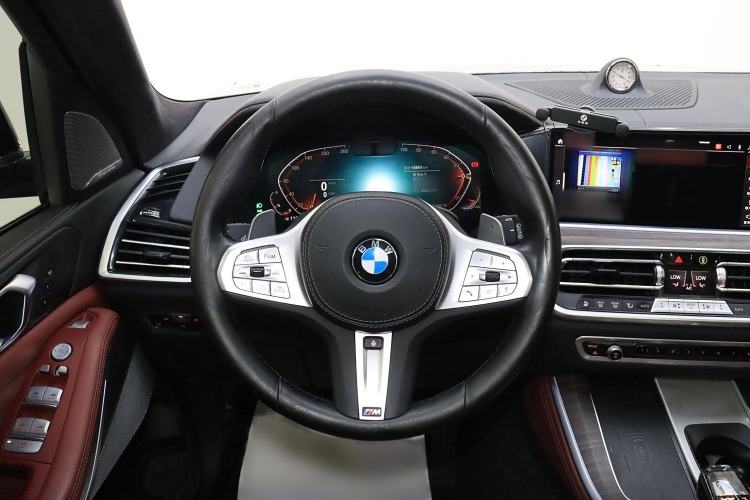 Used BMW X5 2022 Restyled xDrive 40Li M Sport Package
