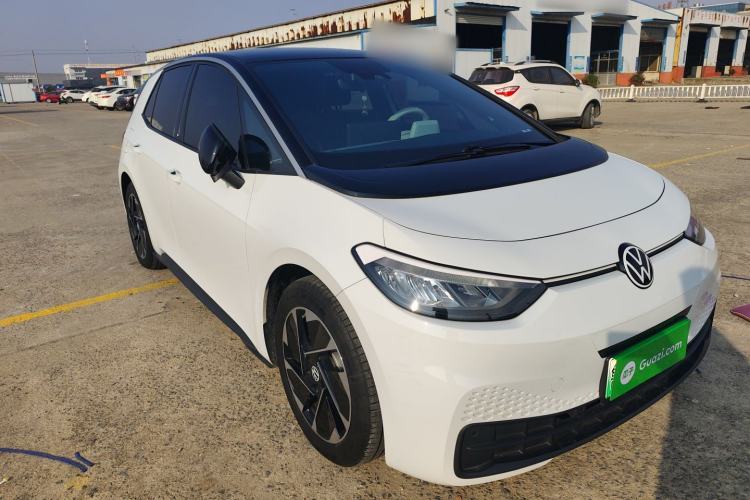 Used Volkswagen ID.3 2025 Smart Model Outstanding Oxygen Edition