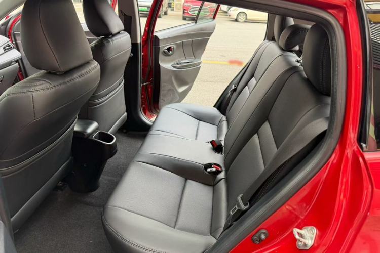 Used Toyota YARiS L 2016 Revised 1.5E CVT Charming Edition
