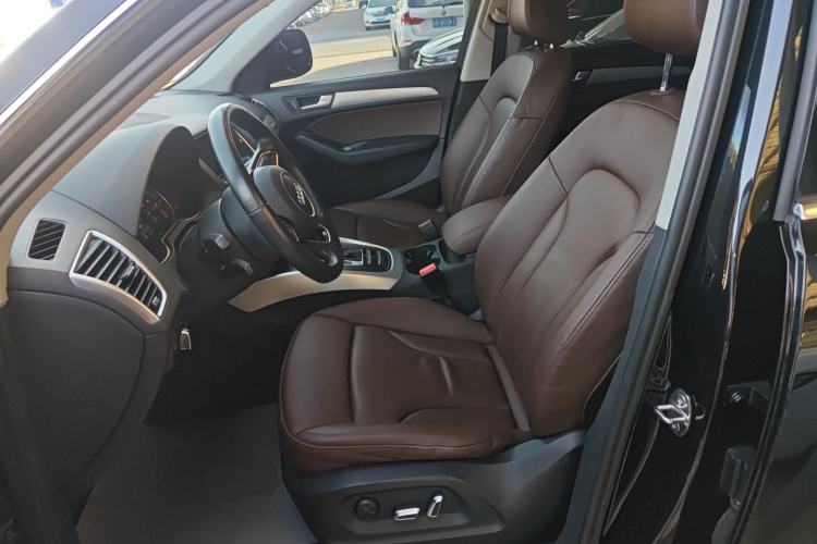 Used Audi Q5 2015 40 TFSI Technology Edition
