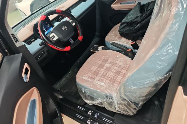 Used Chery QQ Ice Cream 2025 155km Sundae Edition
