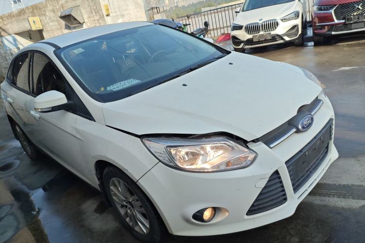 Used Ford Focus 2012 Sedan 1.6L Automatic Comfort Model
