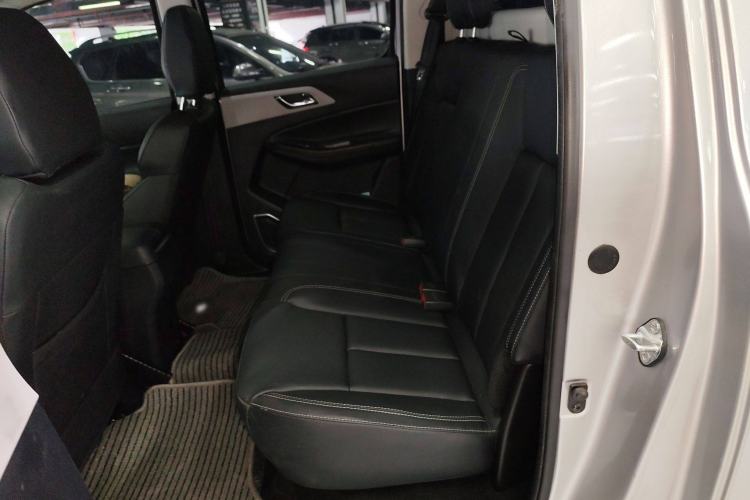 Used JMC Yuhu 7 2022 2.0T Manual Diesel Two-Wheel Drive Comfort Version Standard Wheelbase
