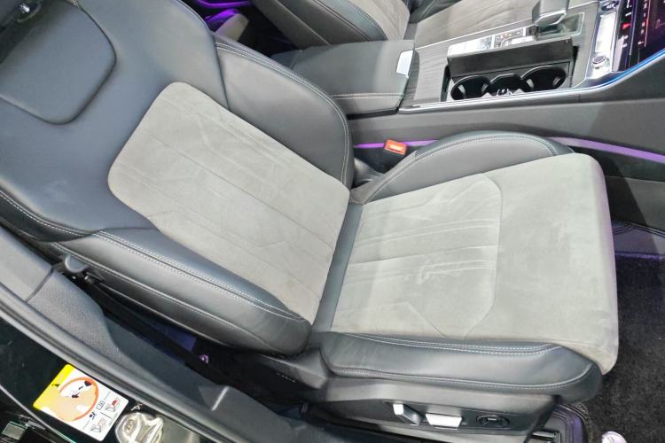 Used Audi A6L 2024 45 TFSI quattro Prestige Dynamic Edition
