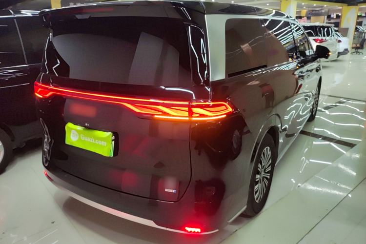 Used BYD Xia 2025 DM-i 1.5T 180km Excellence Model
