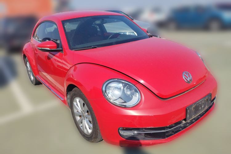 Used Volkswagen Beetle 2015 180TSI model
