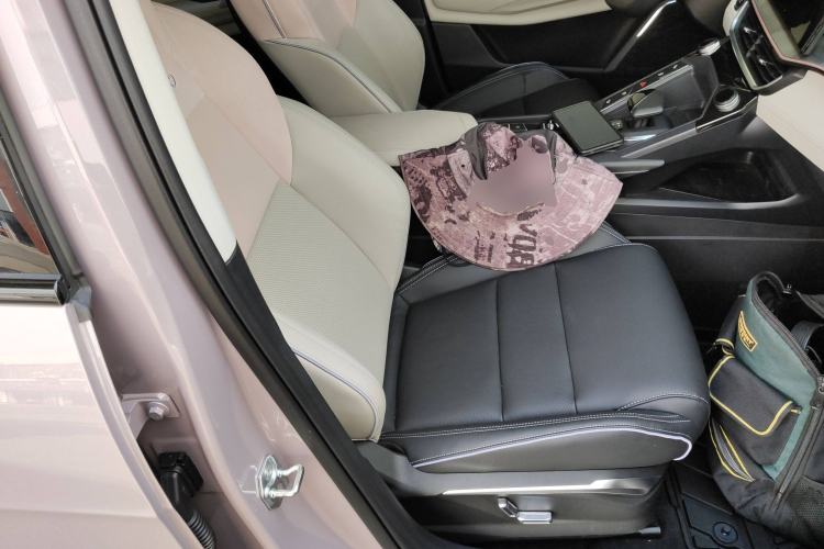 Used Lynk & Co 06 2023 Remix 1.5T Shero
