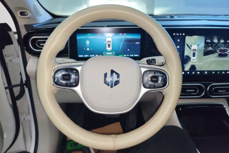 Used Leapmotor C11 2023 Range-Extended 180 Comfort Edition
