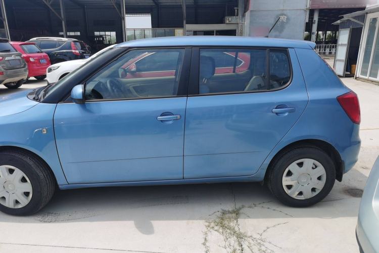 Used Skoda Fabia 2012 1.4L Automatic Crystal Edition
