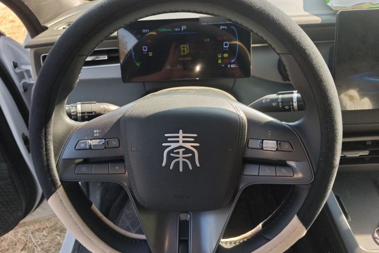 Used BYD Qin PLUS 2025 DM-i Smart Drive 55KM Leading Model
