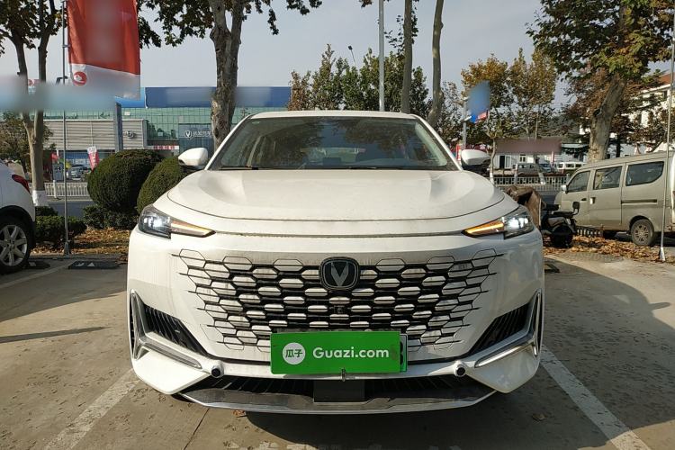 Used Changan UNI-K iDD 2024 ZhiDian iDD 1.5T 135km Smart Leading Model