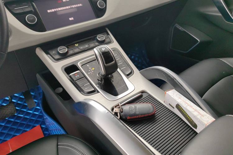 Used Geely Auto Emgrand X7 Sport 2020 1.8TD DCT Two-Wheel Drive Smart Connect 4G-Enabled Version